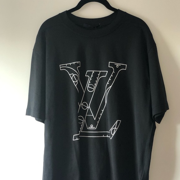 Louis Vuitton T-Shirt (Not For Sale) - Picture 8 of 12